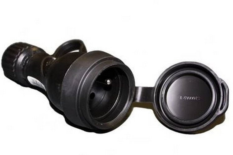 Wtyczka gumowa HI-PRO F 2P 250V 16A