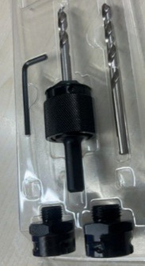 Utilvo universal hole saw adapter